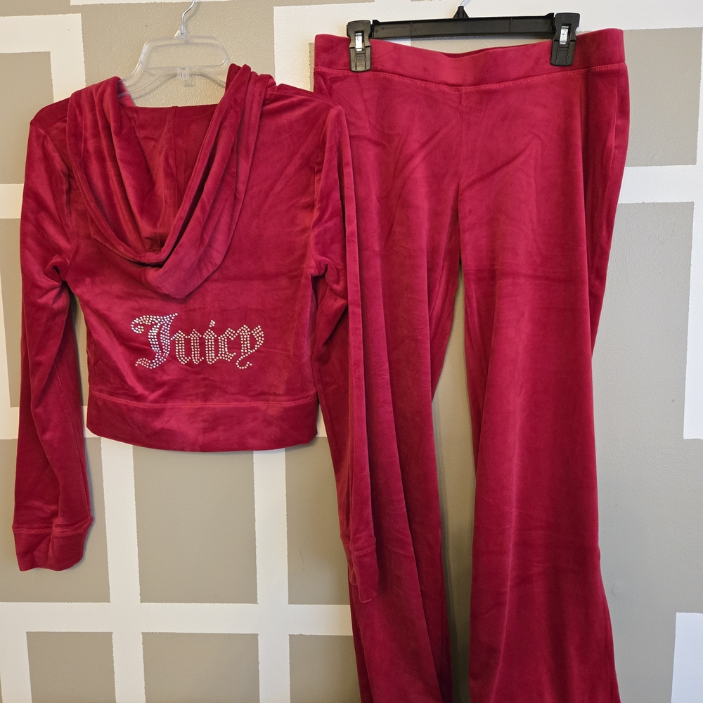 Juicy Couture Velour Tracksuit Set – Coco Red (Medium) - Picture 6 of 7